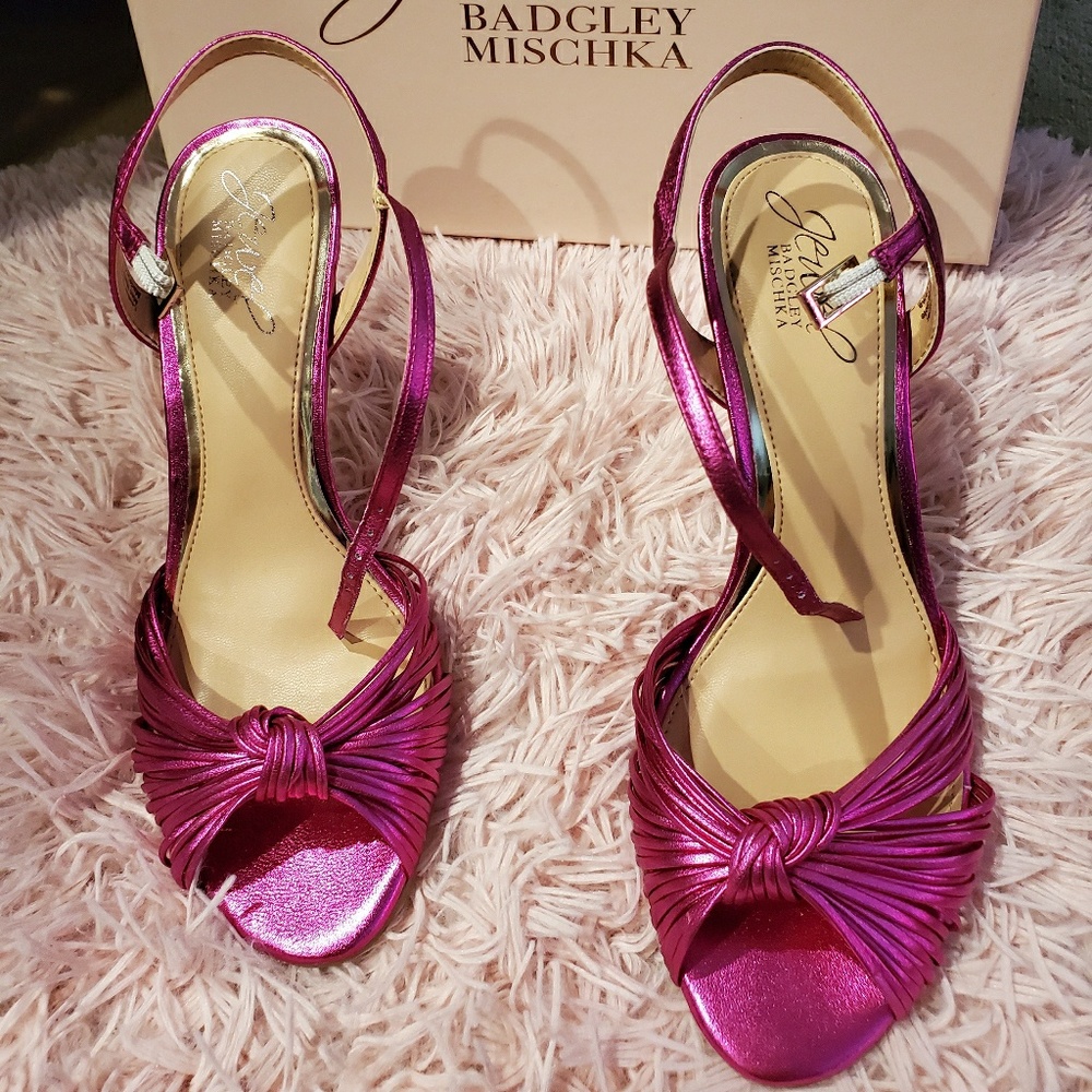 NEW Badgley Mischka Heels
